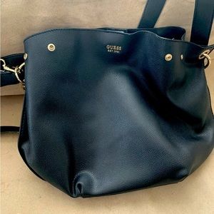 Guess Bucket Bag